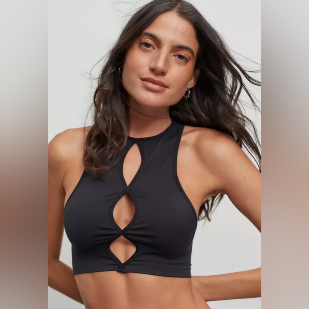 Out From Under Violetta Urban Outfitters Seamless Cutout Bra Top XS